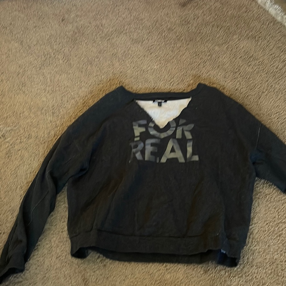 For Real V Cut Pull Over